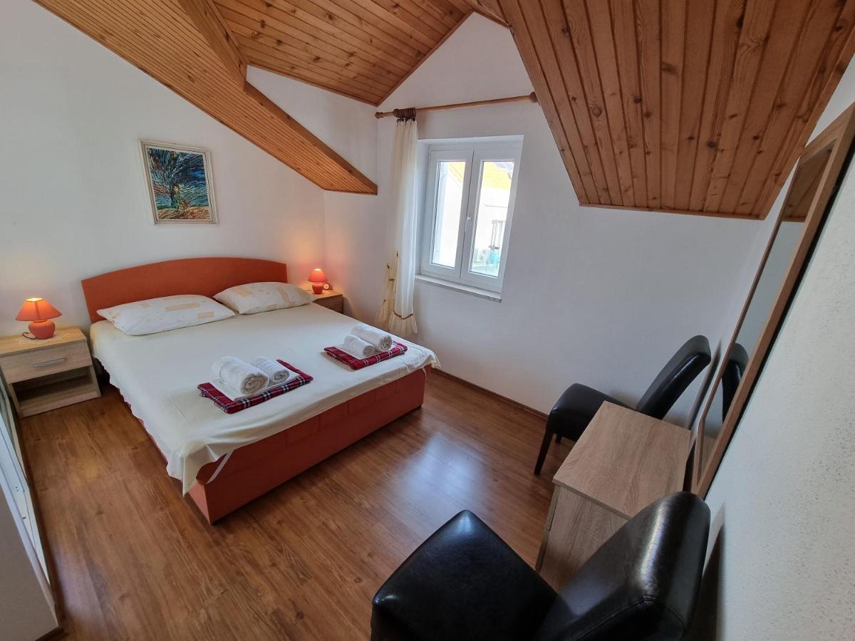 Apartments Banic 波斯蒂勒 外观 照片